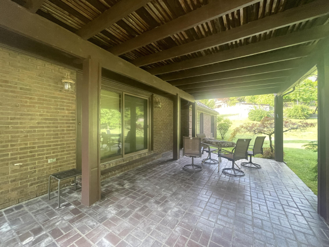 Listing Image 155