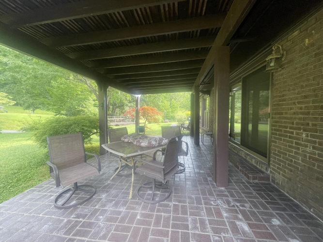 Listing Image 158
