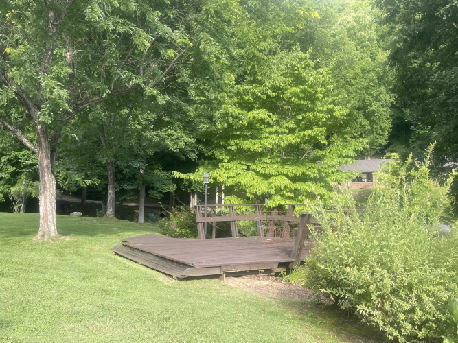 Listing Image 174