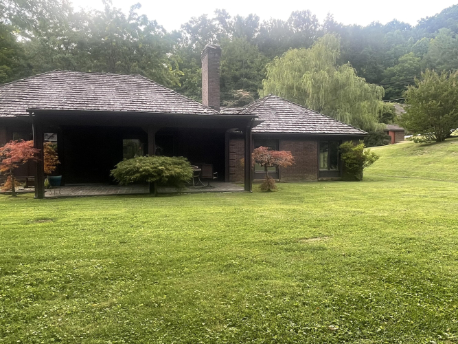 Listing Image 176