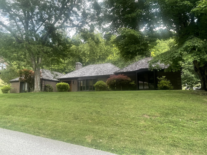 Listing Image 179