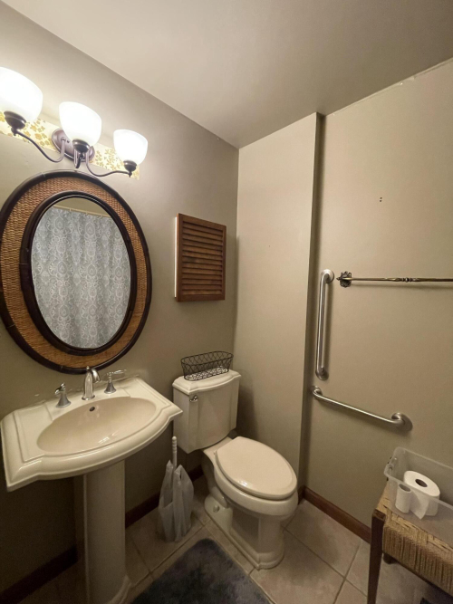Listing Image 72