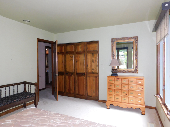 Listing Image 90