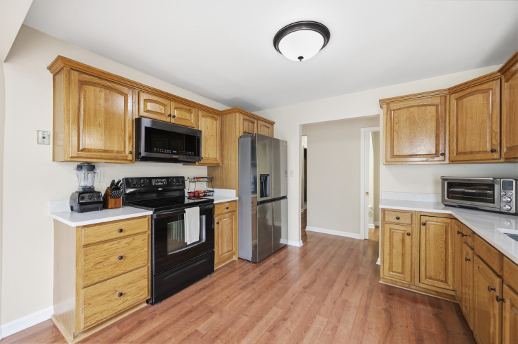 Listing Image 20