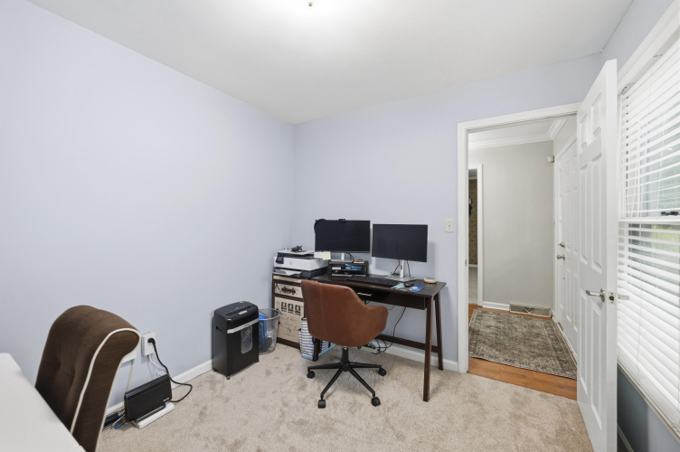 Listing Image 24
