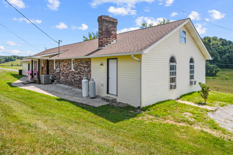 Listing Image 38