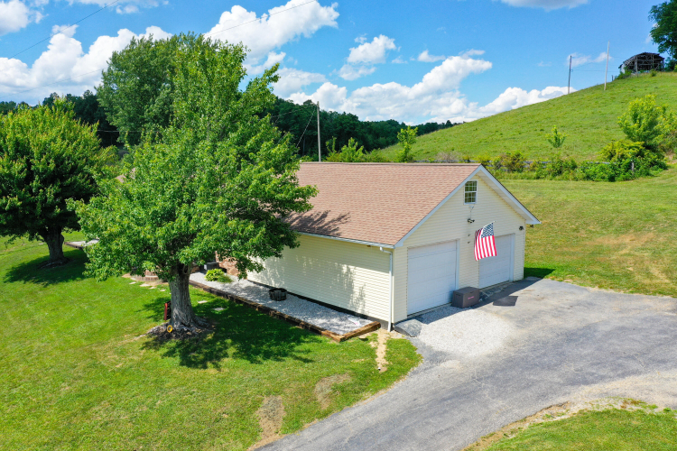 Listing Image 52