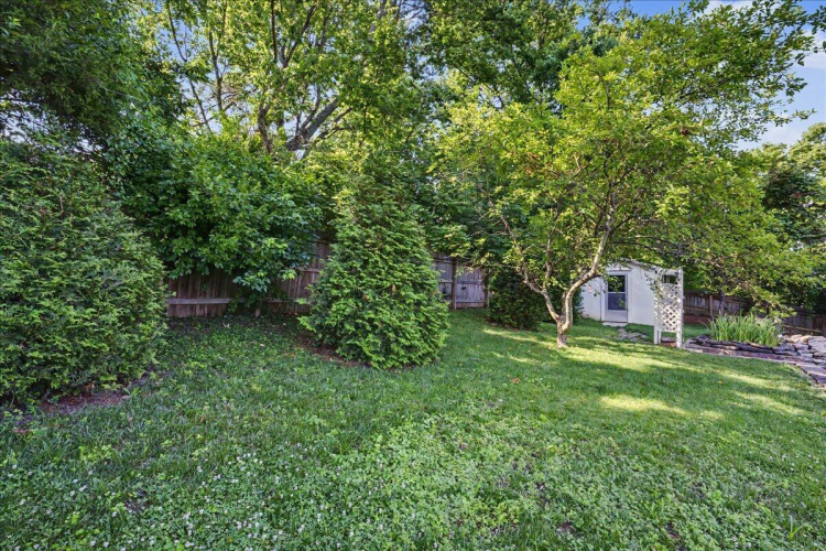 Listing Image 43
