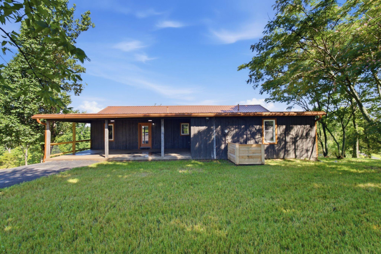 Listing Image 12