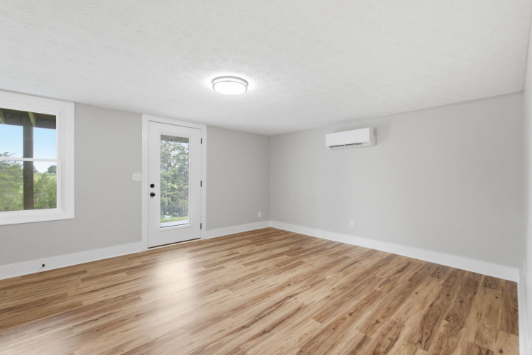 Listing Image 56