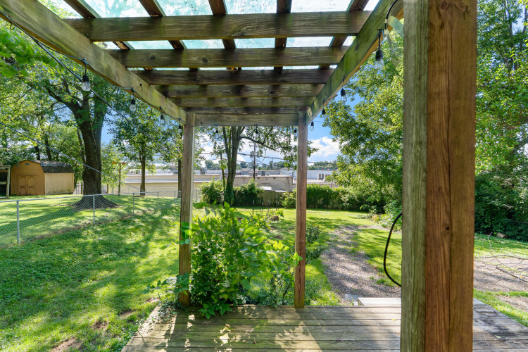 Listing Image 16