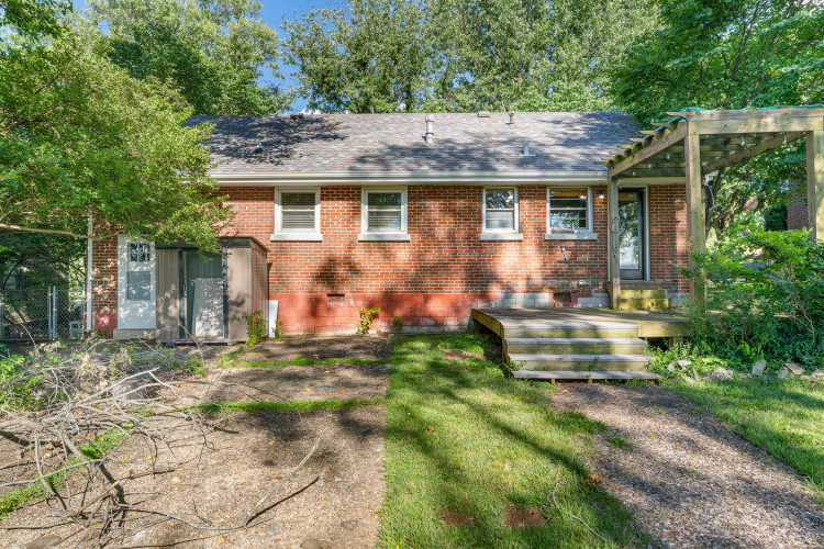 Listing Image 18
