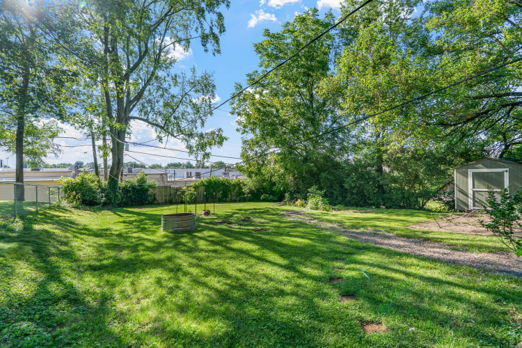 Listing Image 23