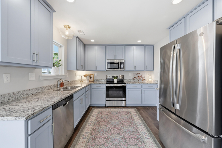 Listing Image 15
