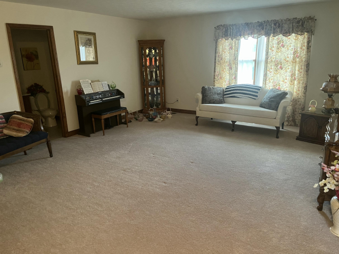 Listing Image 27