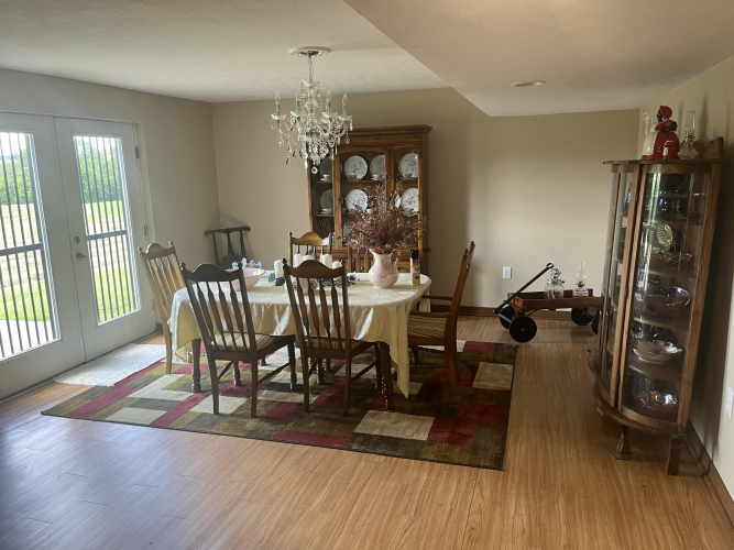 Listing Image 32