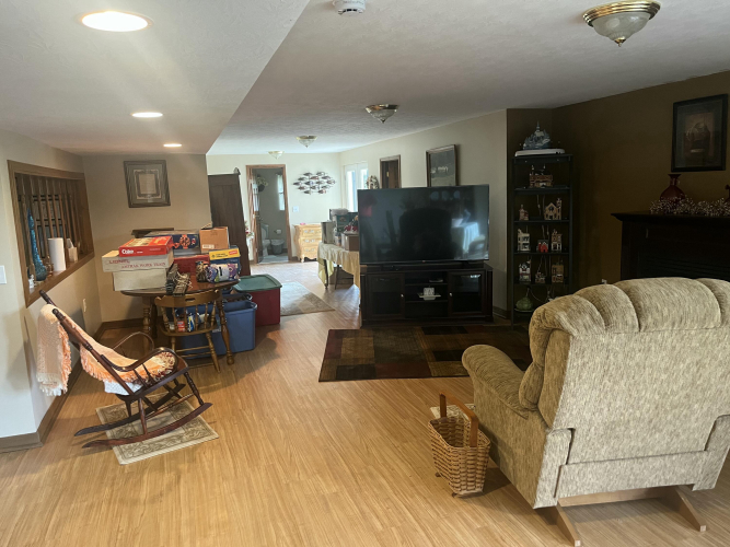 Listing Image 34