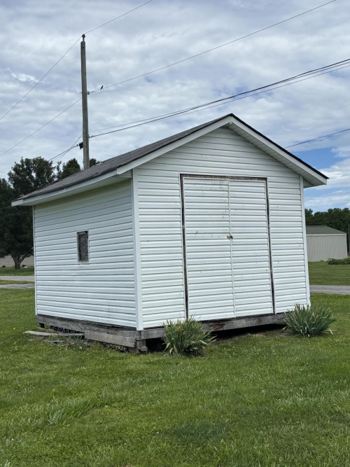 Listing Image 10