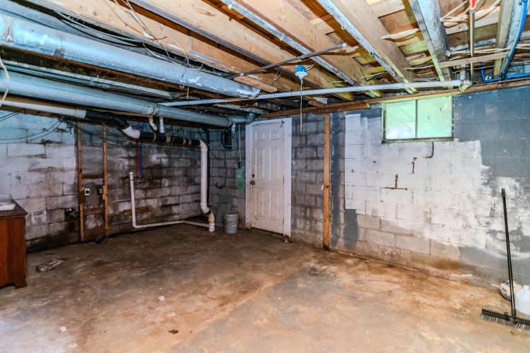Listing Image 27