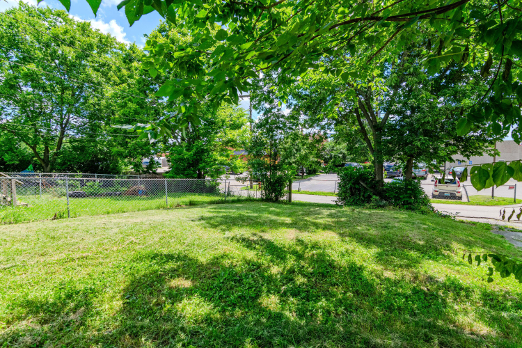 Listing Image 32