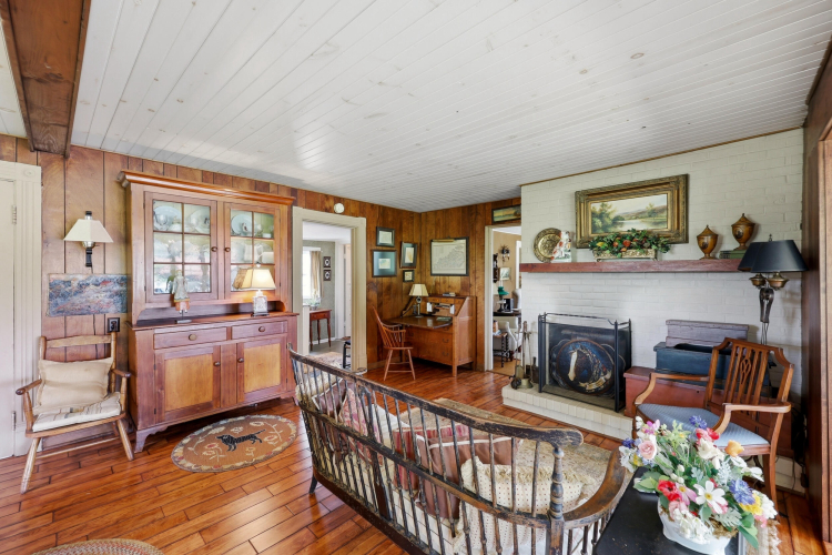 Listing Image 14