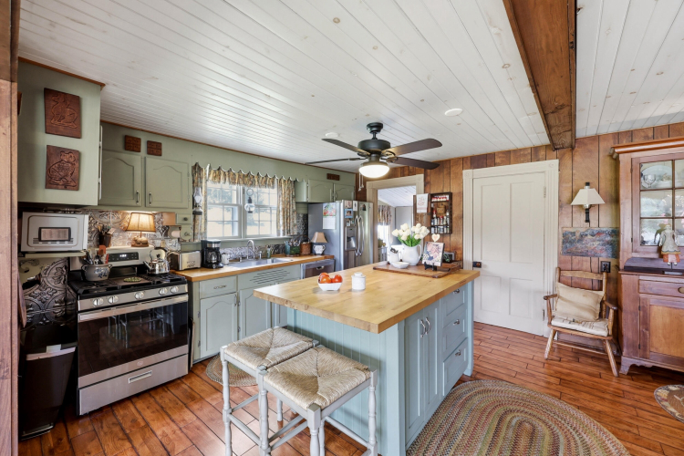 Listing Image 15