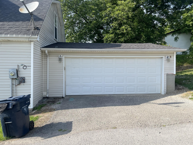 Listing Image 16