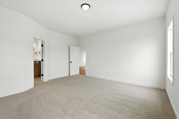 Listing Image 24