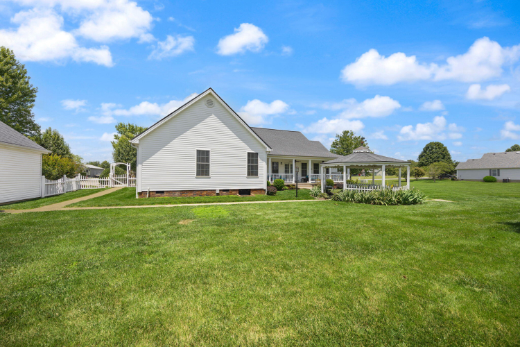 Listing Image 17