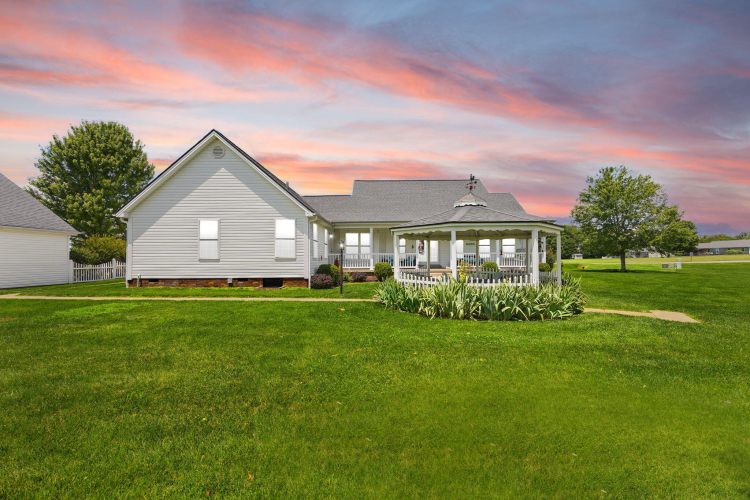 Listing Image 71