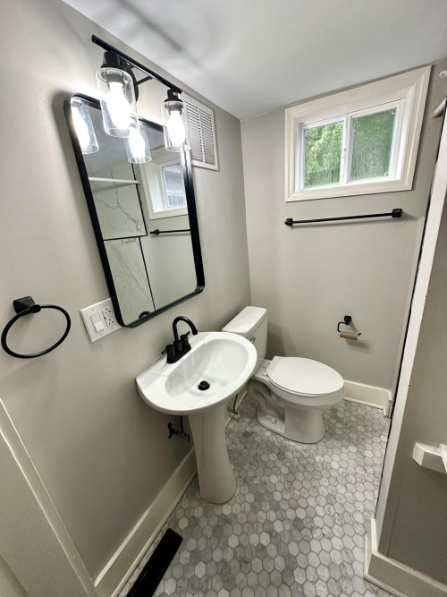 Listing Image 13