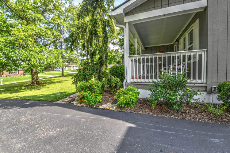 Listing Image 37