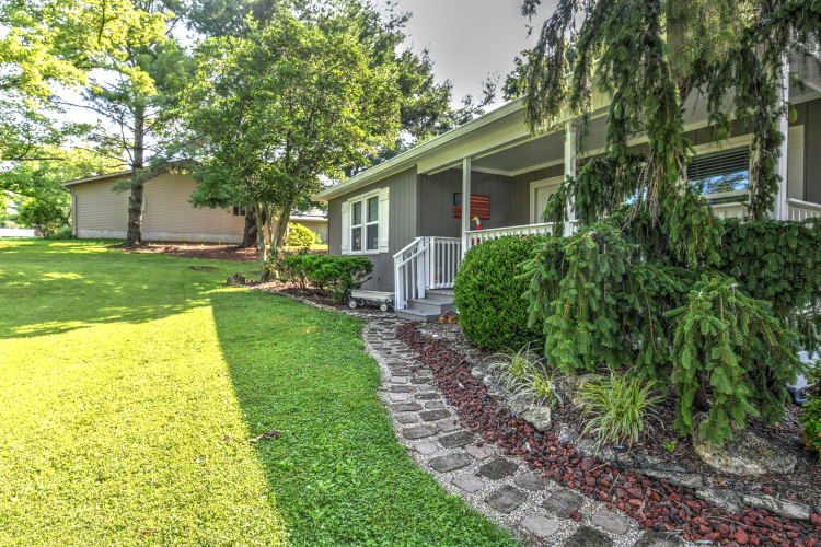 Listing Image 5