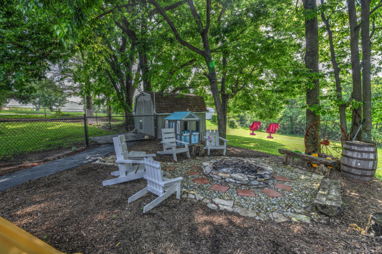 Listing Image 45