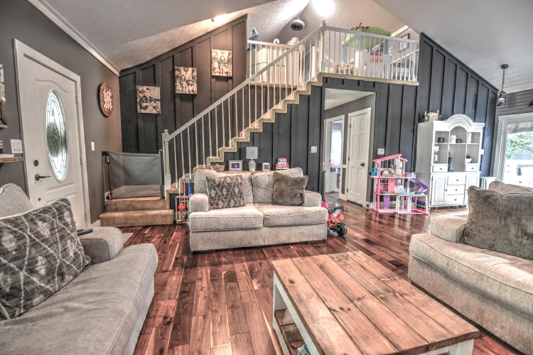 Listing Image 9
