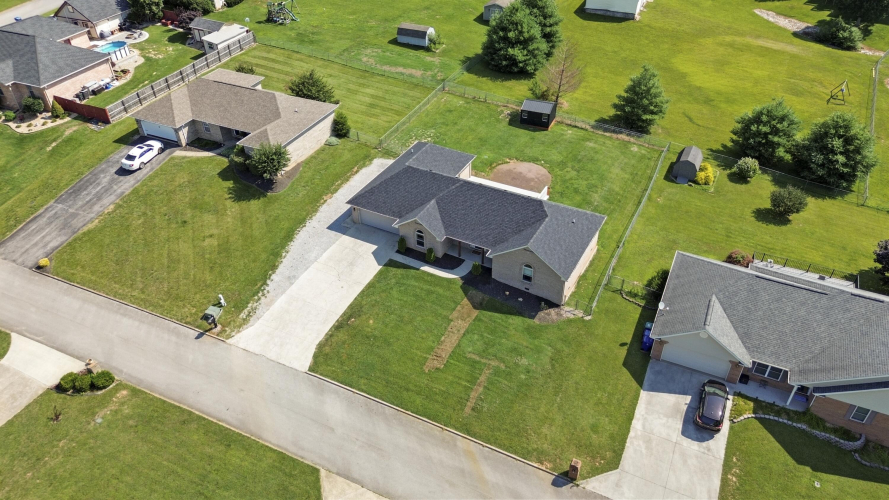 Listing Image 7