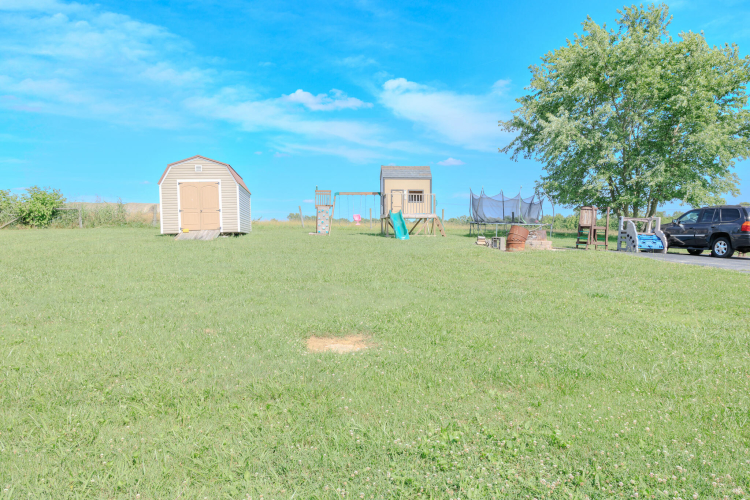 Listing Image 36
