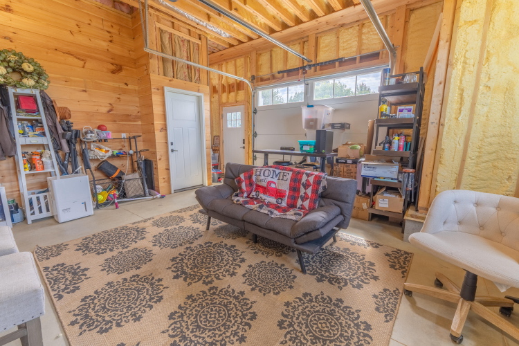 Listing Image 48