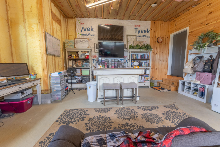 Listing Image 49