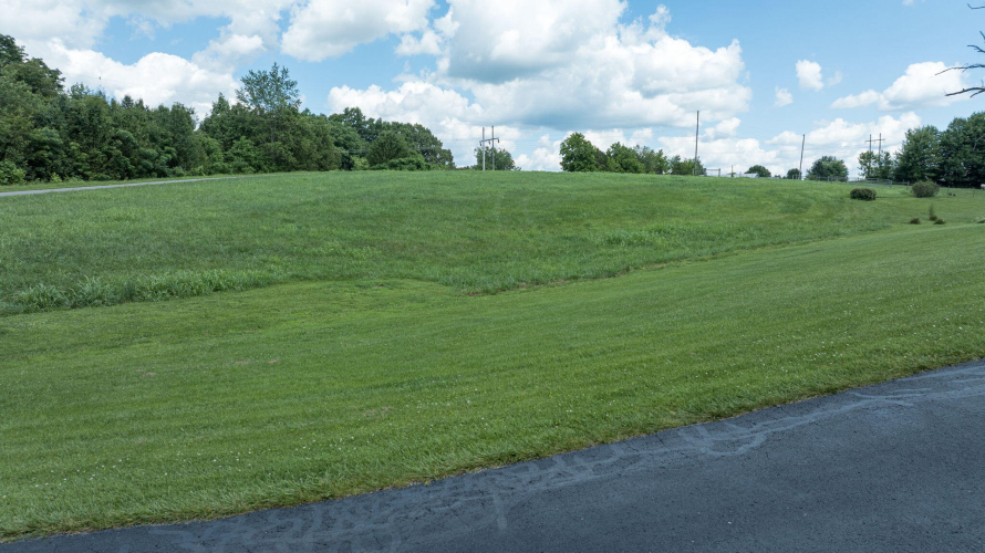 Listing Image 140