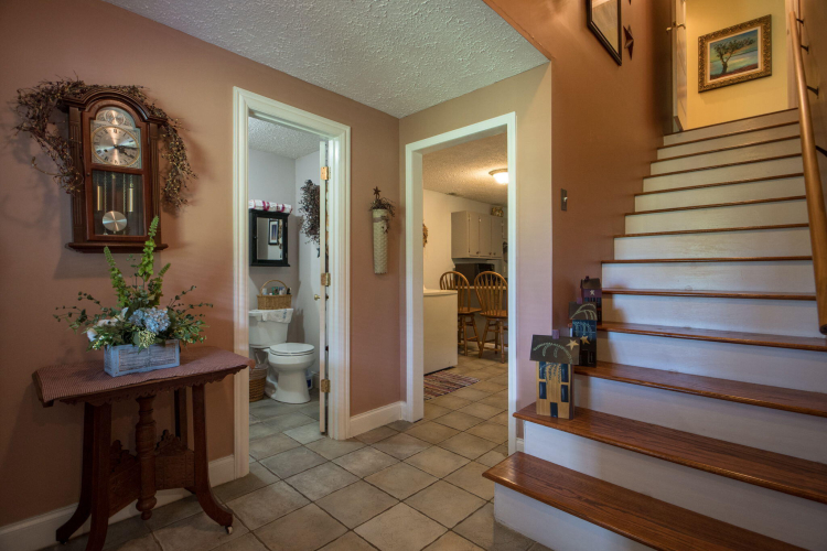 Listing Image 83