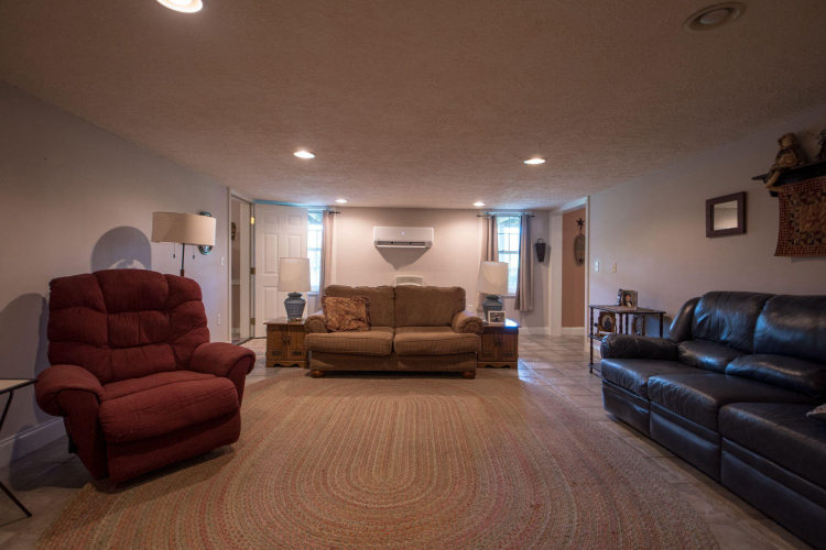 Listing Image 90