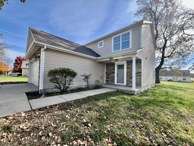Listing Image 10
