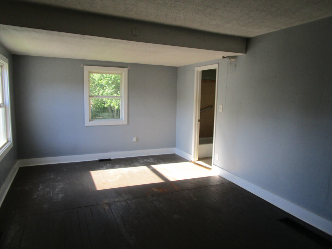 Listing Image 30