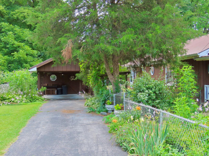 Listing Image 44