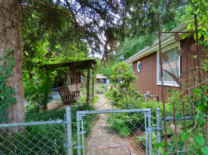 Listing Image 46