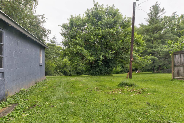 Listing Image 24