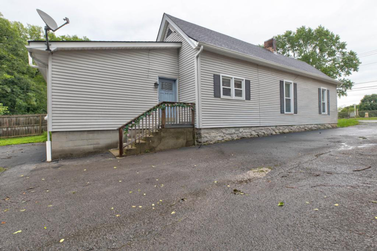 Listing Image 27