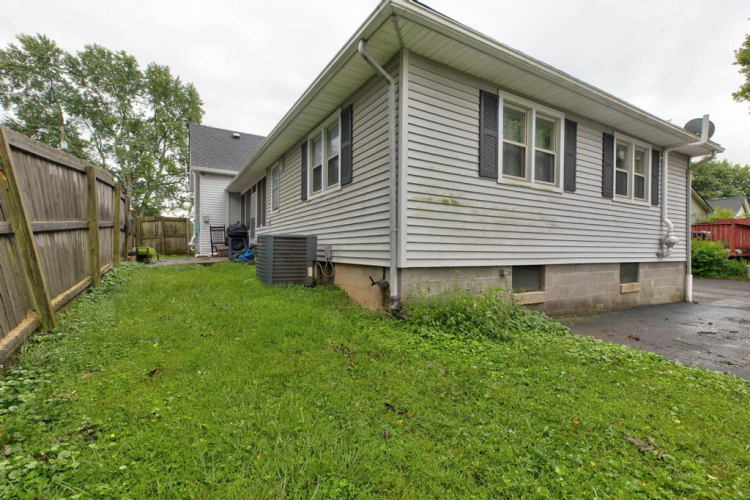 Listing Image 28