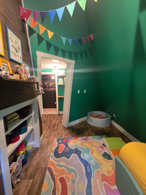Listing Image 14